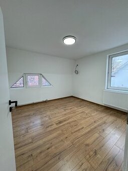 Prenájom administratívne / kancelárske priestory - Nitra