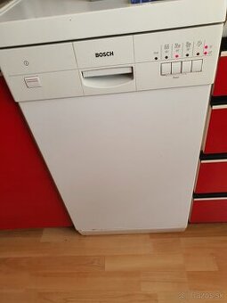 umývačka riadu zn. BOSCH
