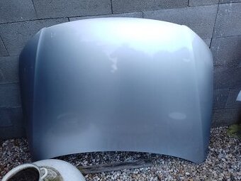 Predná kapota VOLKSWAGEN PASSAT B6