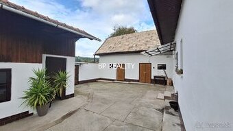 REZERVOVANÉ Rodinný dom so súkromím, bez susedov Devíčie