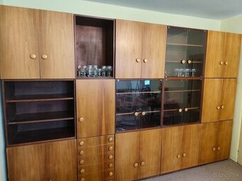 Sektorová obývacia stena