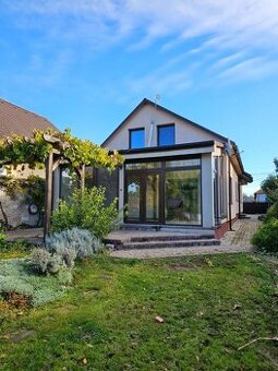 Predáme 5-izbový rodinný dom na Štúrovej ulici v meste Vrábl