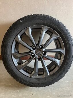 Predám kolesá 235/55 R18 (disky, zimné pneu a snímače tlaku)