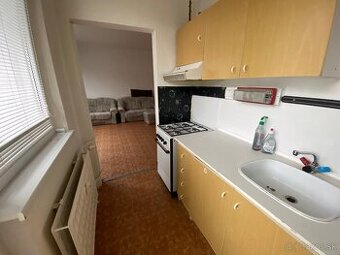 RK EXPRES- na predaj 1 izbový byt v Handlovej.