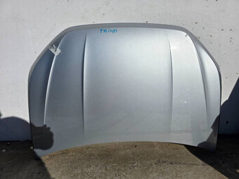 VW Taigo 2020- kapota