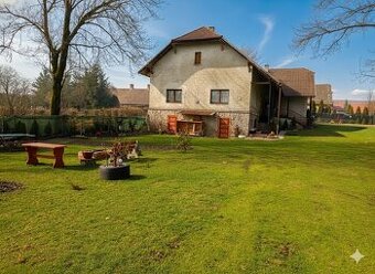 Priestranný dom 190 m² s 13 á pozemkom – Dúbravy, Želobudza - 1