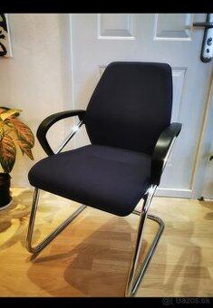 Kancelárske stoličky