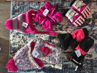 Rukavice,set čiapka a šál