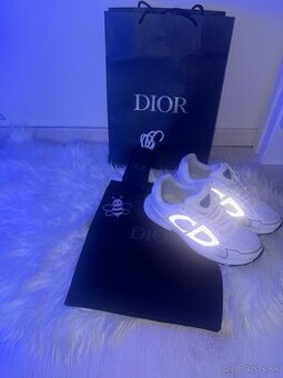 Dior B30