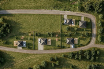 Veľké stavebné pozemky s predprípravou na celý projekt RD