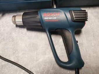 Teplovzdušná pištoľ Bosch GHG 660 LCD Professional.