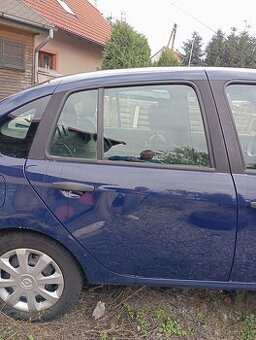 Predám zadne spolujazdcove dvere na Renault Thalia rok 2009