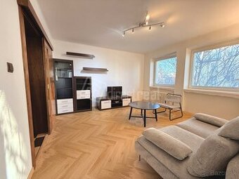 Zrekonštruovaný 2i byt v tehlovom dome – top adresa p…