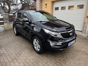KIA SPORTAGE 2.0 CRDI 4x4 100 kw A/T automat