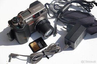 Olympus C-3000 Zoom – kompletné príslušenstvo, plne funkčný