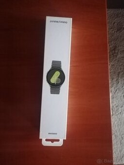 Predáma  nové SAMSUNG Galaxy Watch7 LTE 44mm
