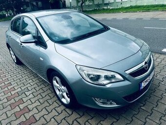 Opel Astra J 1.7 CDTI