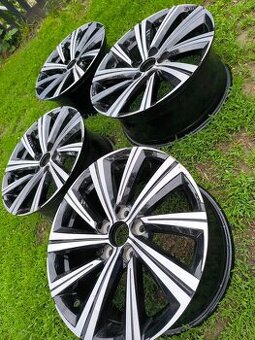 Hliníkové disky Toyota Corrola 7x17 5x114.3