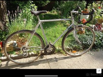 Predam cestny bicykel zn Favorit