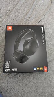 JBL TOUR ONE M3