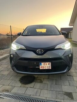Toyota C-HR, 1.8 Hybrid