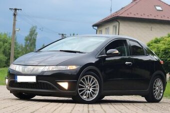 HONDA CIVIC 8G 1,8i -VTEC