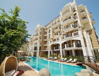 Dvojizbový luxusný apartmán v exkluzívnom komplexe