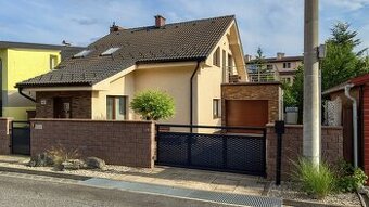 5 izbový rodinný dom v Matejovciach, kompletná rekonštrukci - 1