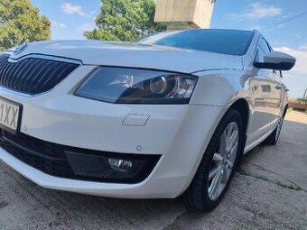 Škoda Octavia Combi 1.6 TDI – 12/2015 – MAX výbava – Webasto