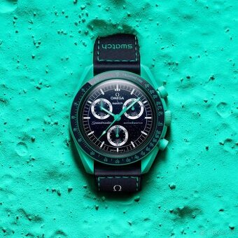 Omega X Swatch Misson on earth- Polar lights
