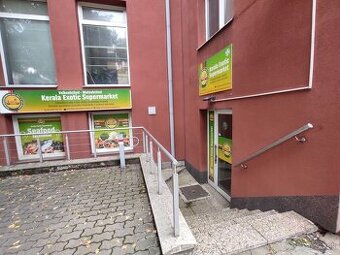 Obchodný priestor vhodný aj na kaviareň na PREDAJ, Záhradníc