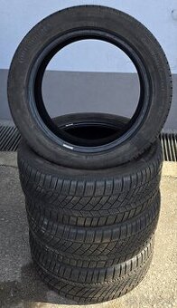 225/50R17 zimné Continental