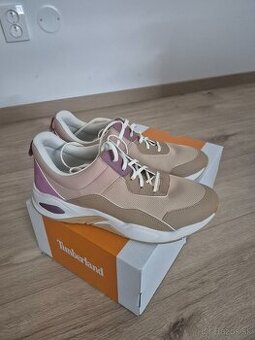 Nove damske tenisky Timberland, 41.5