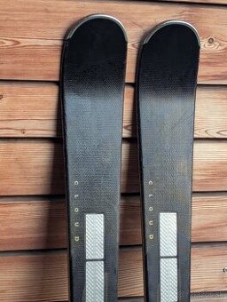 Dámské lyže Atomic C14 Revoshock S, 160cm, 23/24