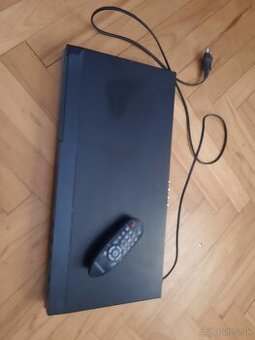 DVD prehrávač SAMSUNG + filmy