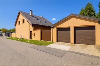 PNORF – 5i RD s dvojgarážou a záhradou, Bratislava - Vrakuňa