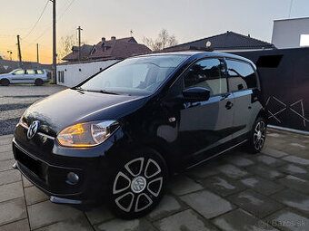 Predám Volkswagen UP 1.0 75k Anbiente Sport, 5 dver., full