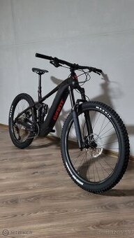 Giant Reign E+ 2 vel. L 2023, 170/160 mm, 800Wh, 29/27,5