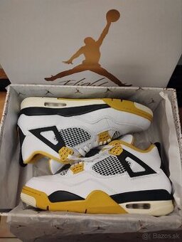 Jordan 4 vivid sulfur