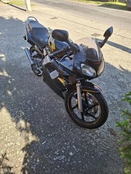 Predam Hondu NSR R125
