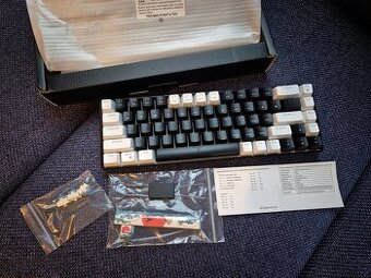 Predám mechanickú podsvietenú klávesnicu
