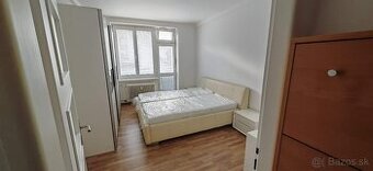 Prenájom - dvojizbový byt BA Krasňany -Pekná cesta
