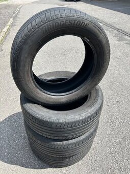Predaj pneumatík R 18