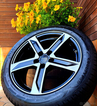 alu R18 5x114,3 zimné pneu 225/50, senzory, Toyota CH-R