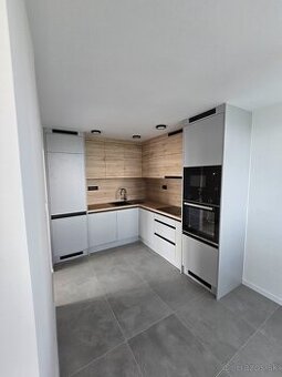 Zrekonštruovaný 3-izbový byt Galanta, Parková ulica