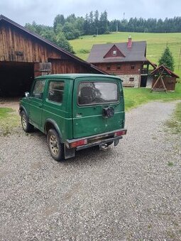 Suzuki Samurai