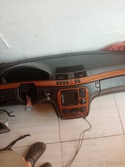 Mercedes w220 - 1