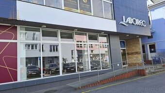 Prenájom obchodného priestoru v centre mesta Humenné