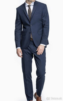 Predám tmavomodrý slim fit oblek Ozeta