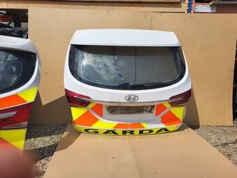 Hyundai i40 combi kufrove dvere